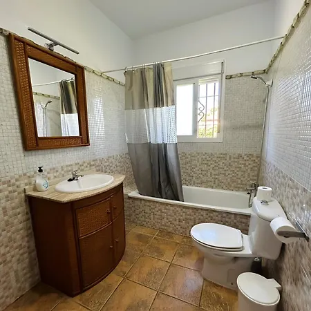Piscina Privada Urbanizacion Roche Viejo Conil De La Frontera